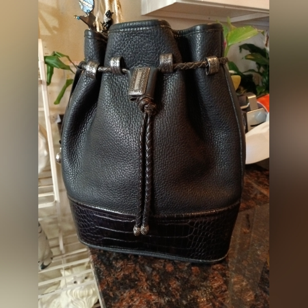 Brighton vintage bucket straw string backpack bag